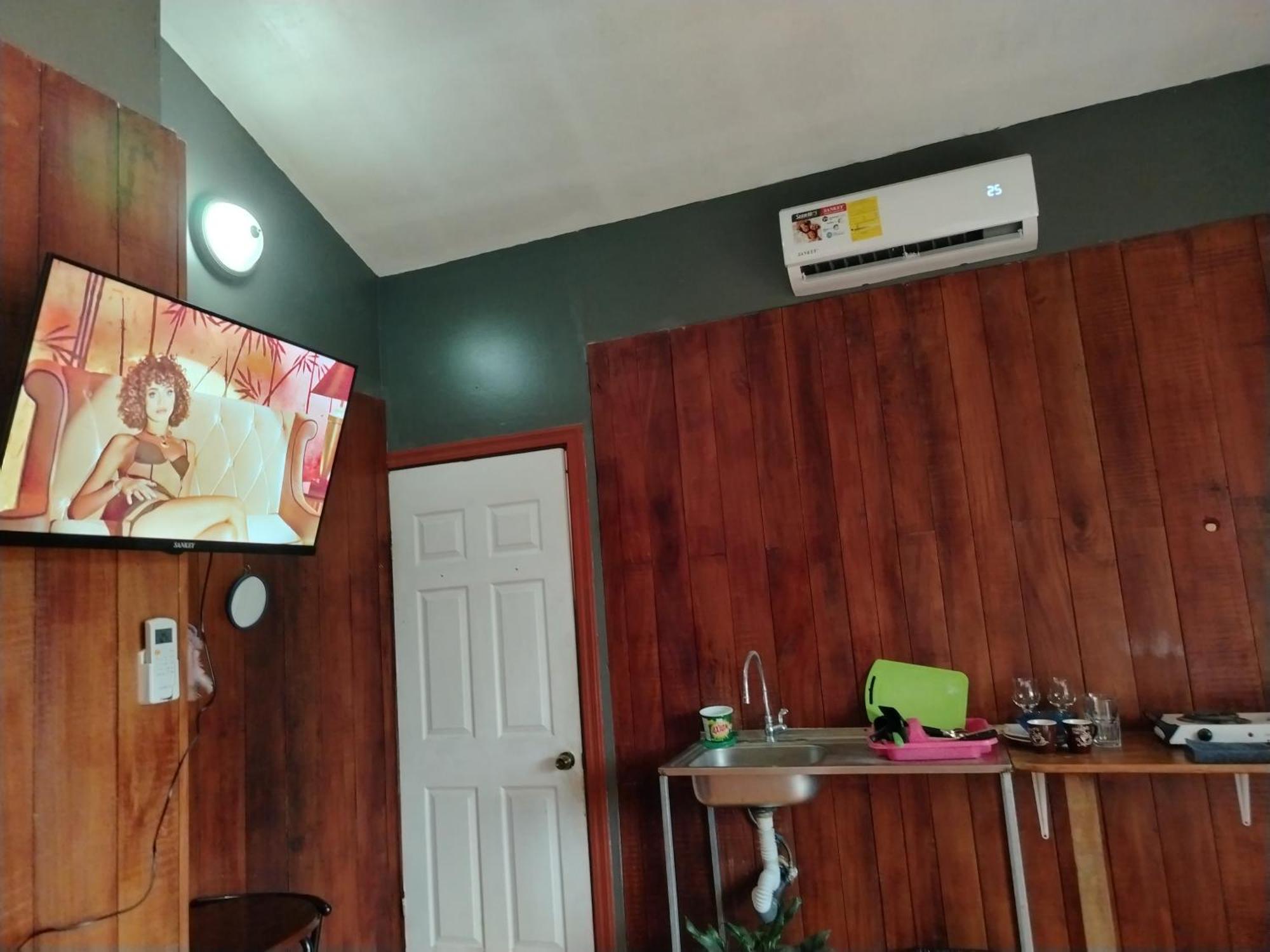 Sura House Corcovado Surinico Room With Ac Puerto Jiménez Exteriör bild